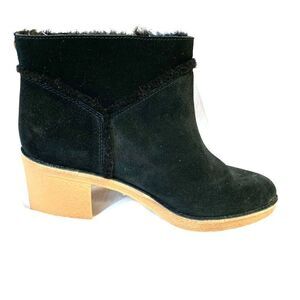 Ugg heeled boots